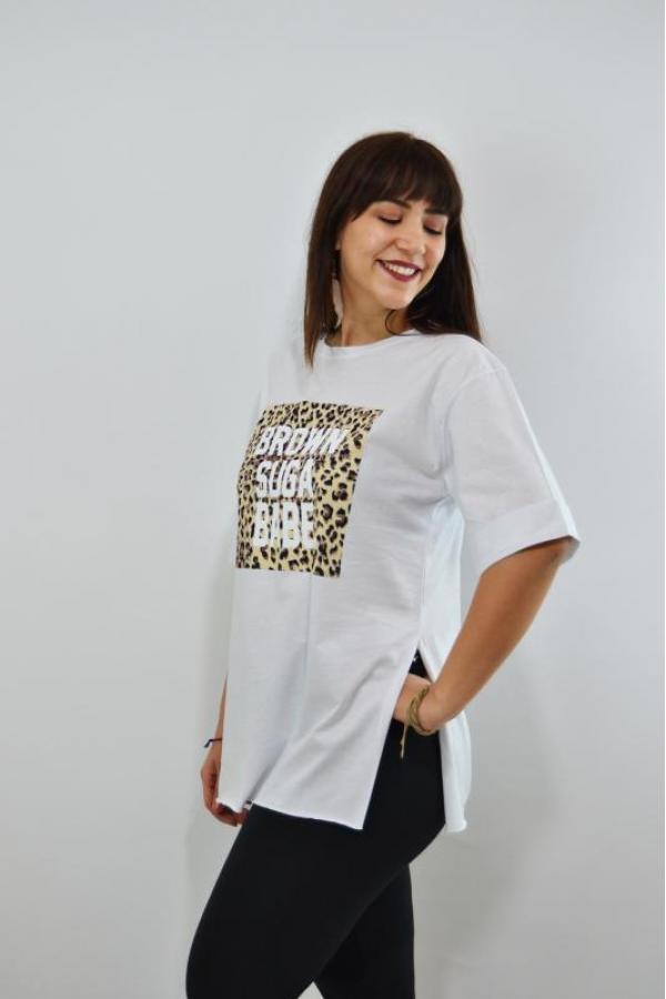 Brown Leopar Baskılı Duble Kol Yırtmaçlı Kadın T-Shirt Beyaz