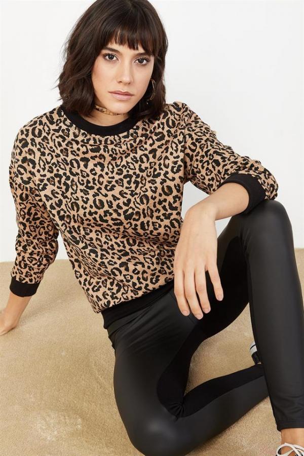 Kadın Siyah Leopar Desenli Sweatshirt